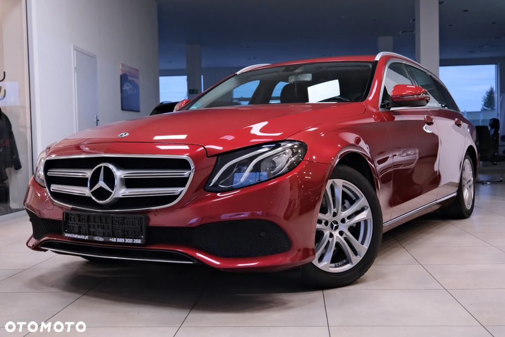Mercedes-Benz Klasa E 220 d 4Matic 9G-TRONIC - 20