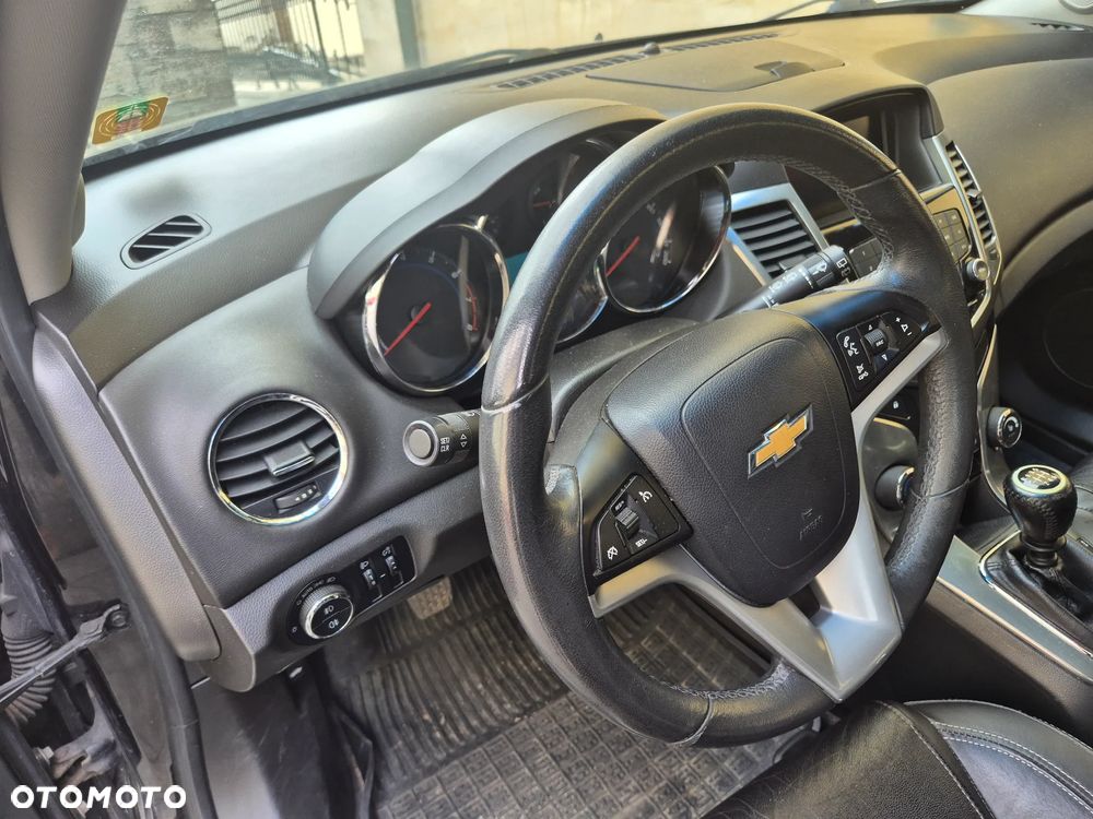 Chevrolet Cruze 1.4 T LT+ - 9