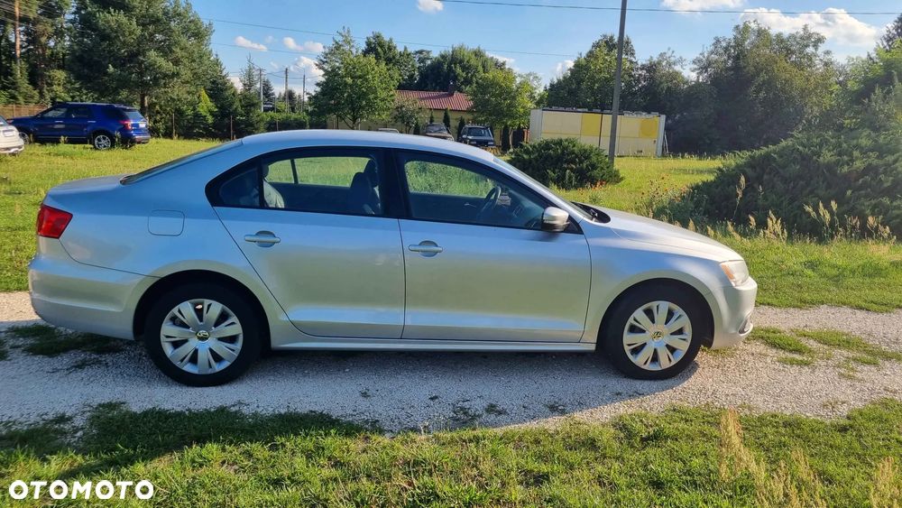 Volkswagen Jetta 2.5 SE - 5