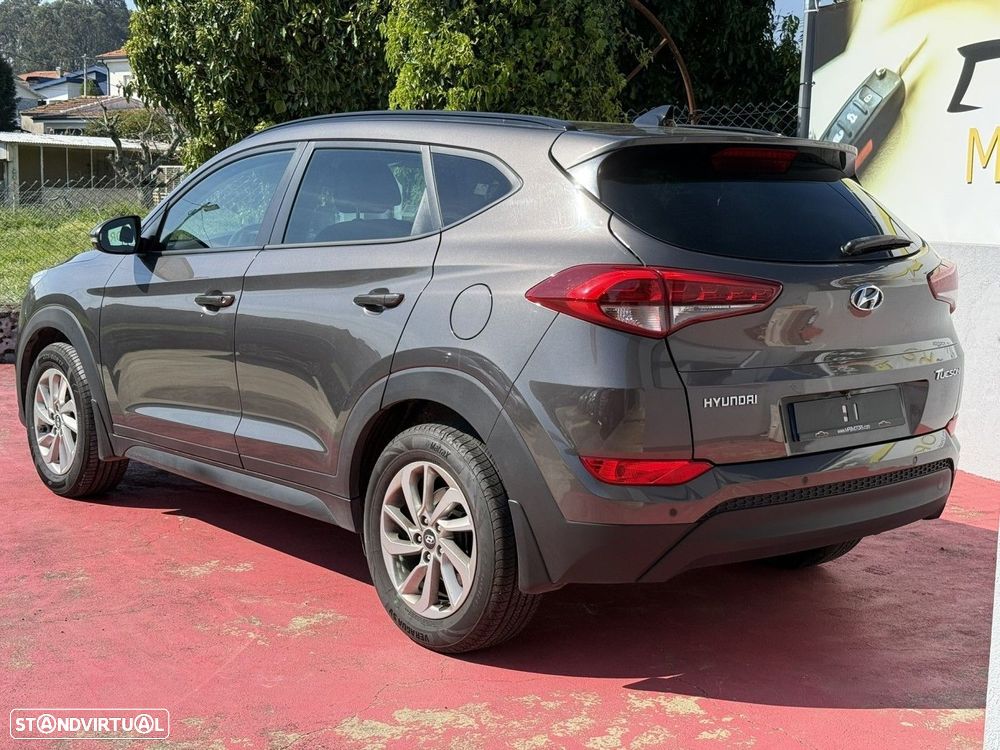 Hyundai Tucson 1.7 CRDi Executive - 4