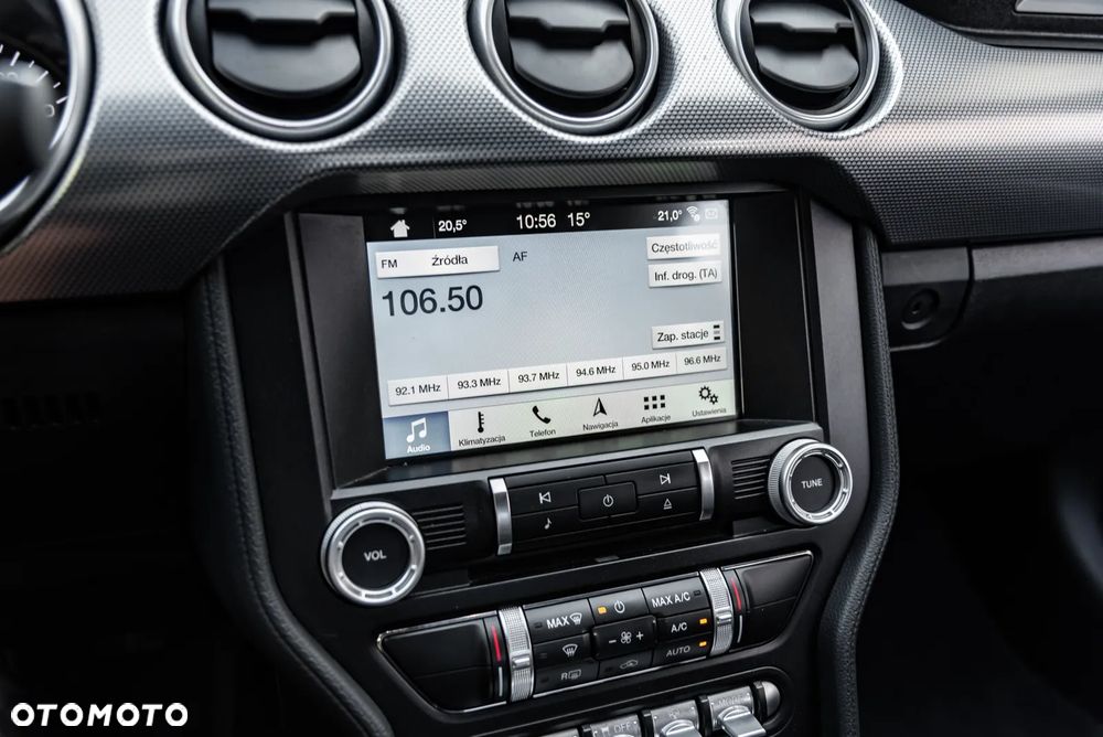 Ford Mustang - 22