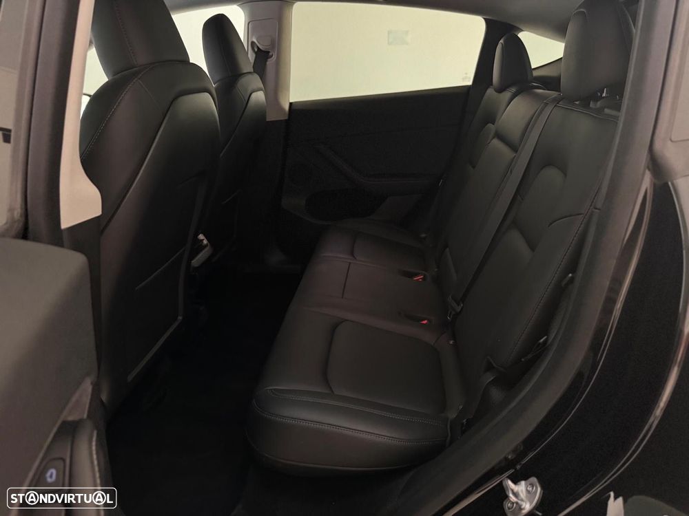 Tesla Model Y Long Range Tração Integral - 14