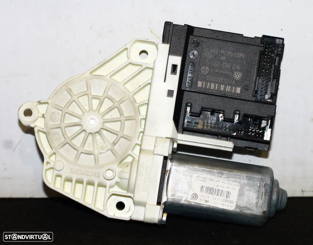MOTOR ELEVATÓRIO DO VIDRO DIANTEIRO ESQUERDO VW PASSAT - 3