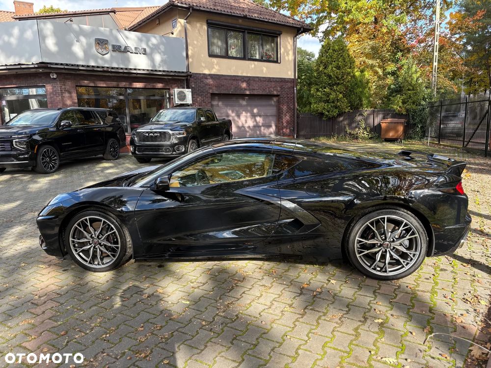Chevrolet Corvette - 6