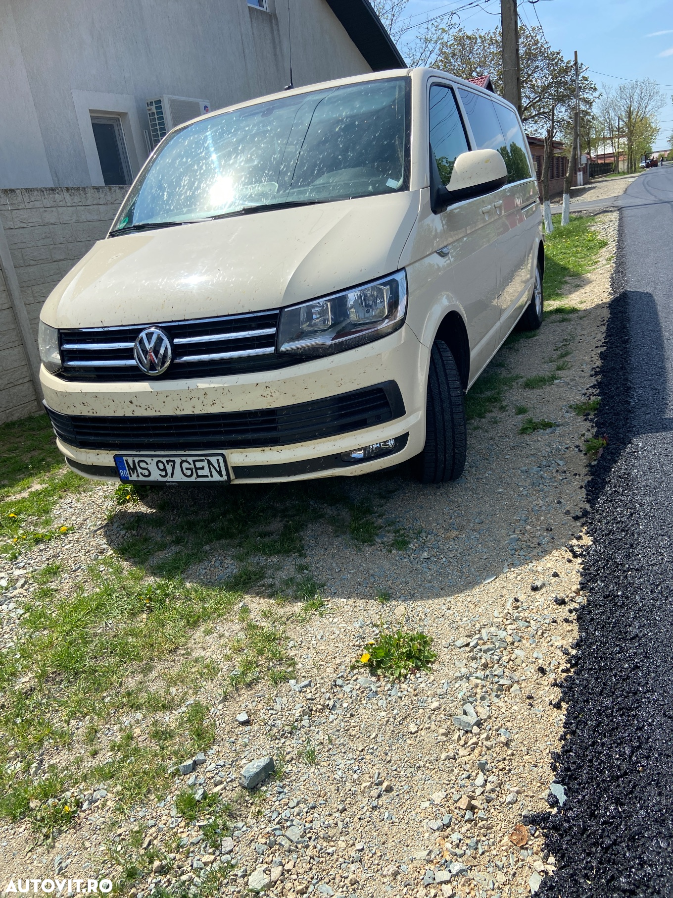 Volkswagen Caravelle T6.1 2.0 TDI 110 kW LR Comfortline 4M - 17