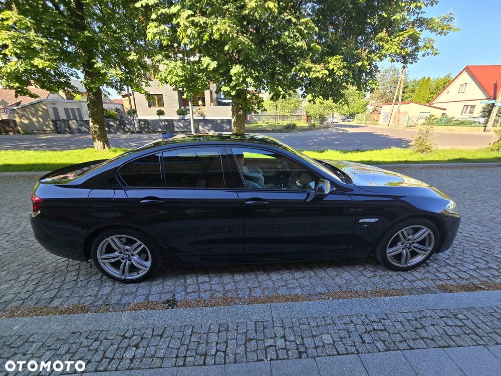 BMW Seria 5 520d xDrive Luxury Line - 3