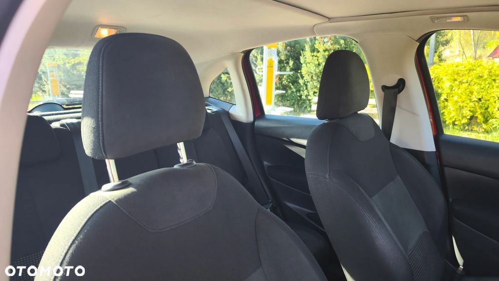 Citroën C3 1.2 PureTech Exclusive - 23