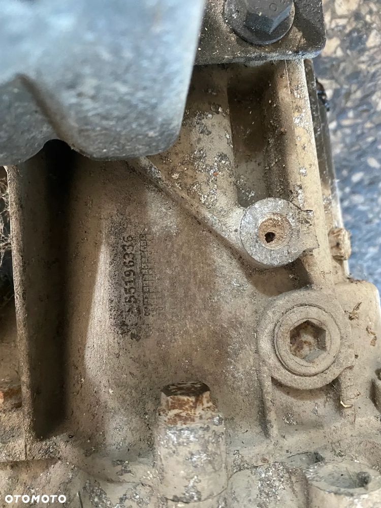 SKRZYNIA BIEGÓW 55196336 FIAT PANDA 1.4 - 4
