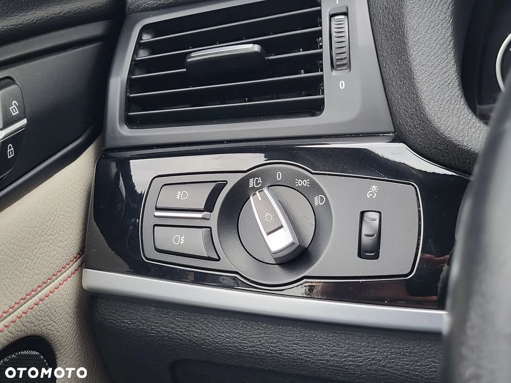 BMW X4 xDrive20d - 8