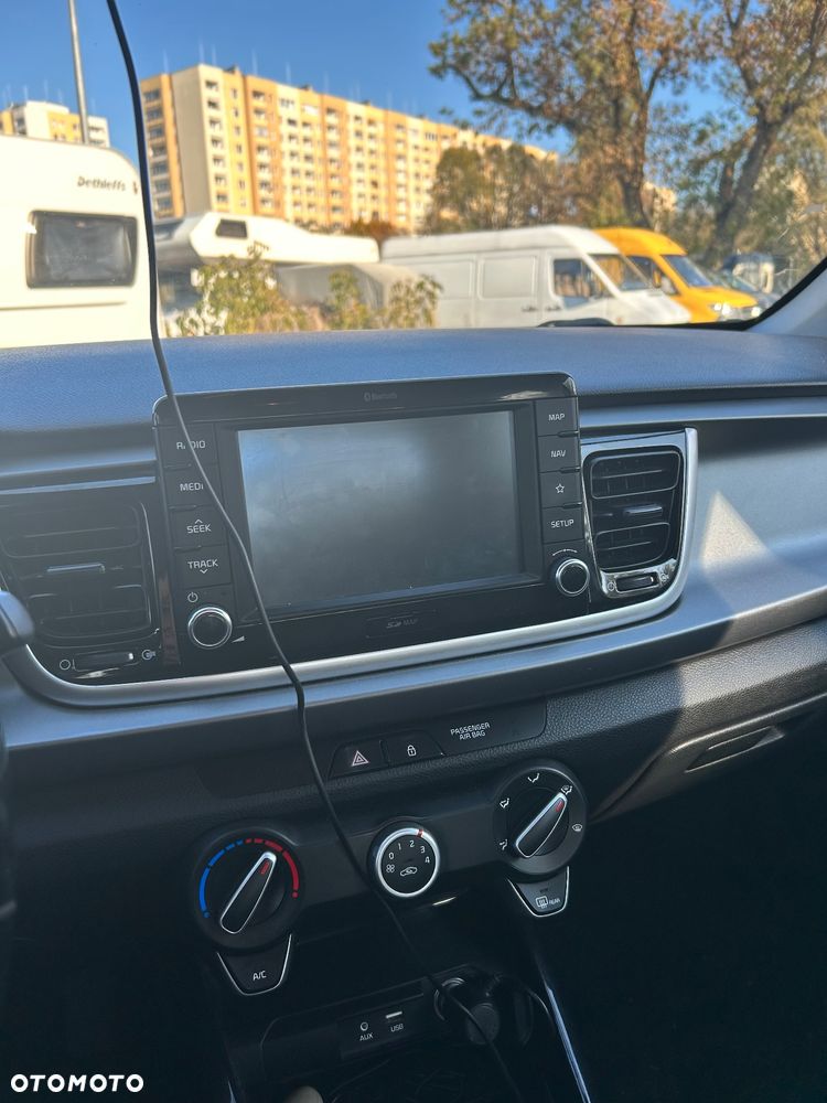 Kia Rio 1.4 crdi M - 23