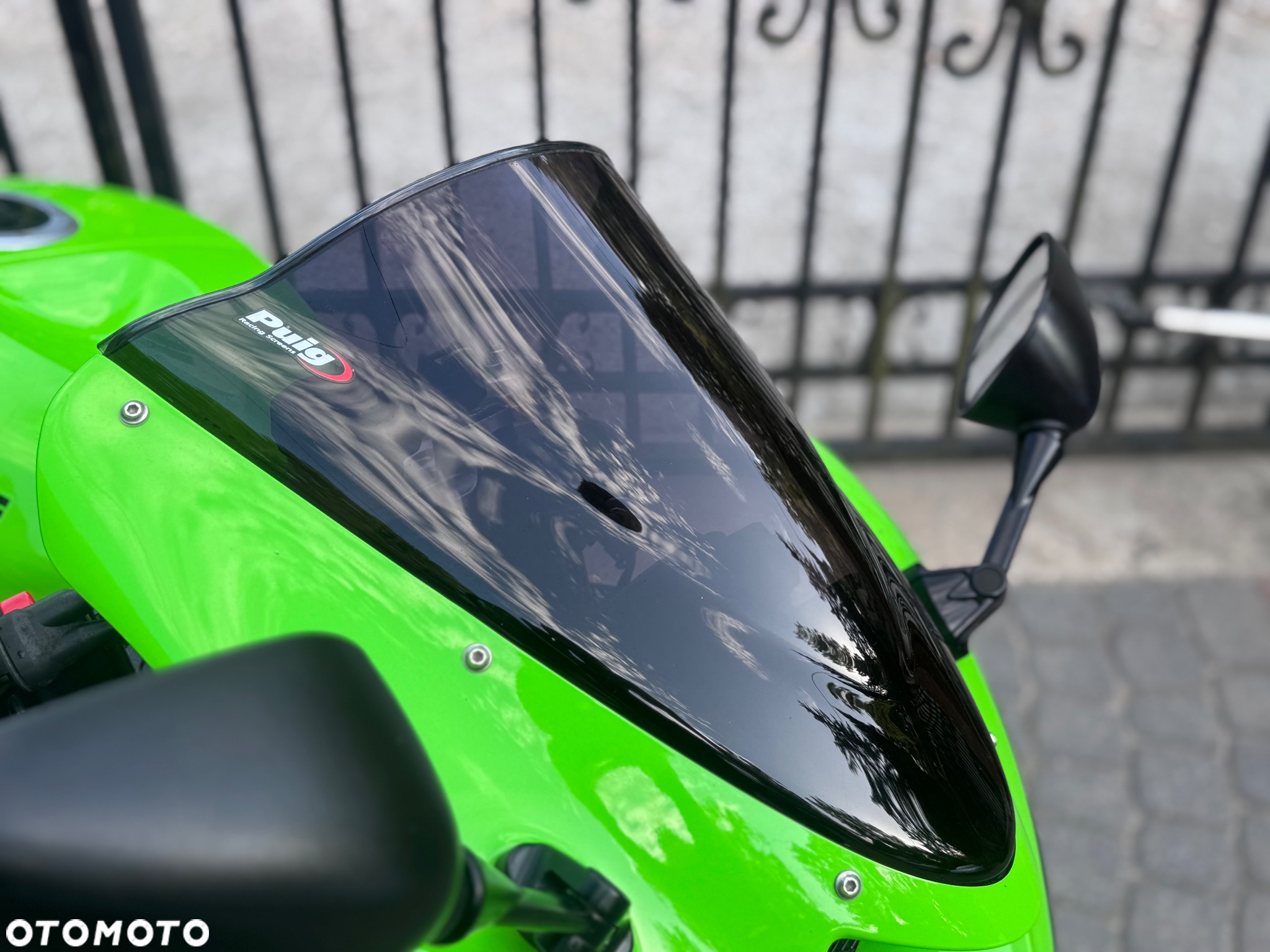 Kawasaki ZX - 24