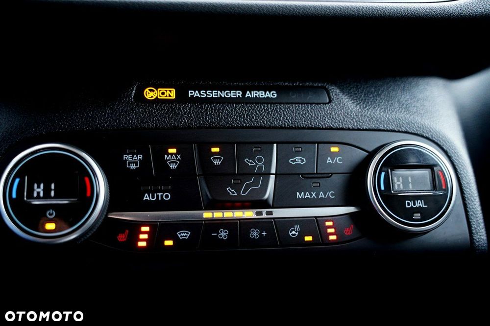 Ford Kuga - 30