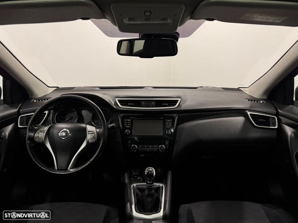 Nissan Qashqai 1.5 dCi N-Connecta 18 - 35