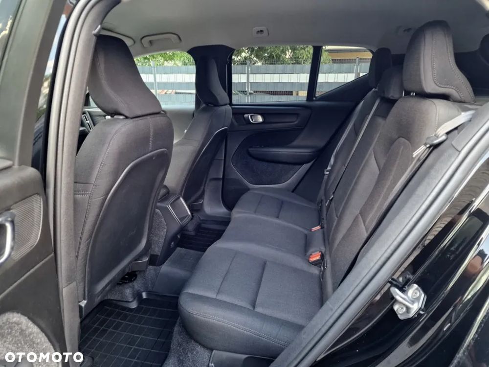 Volvo XC 40 D3 Momentum - 23
