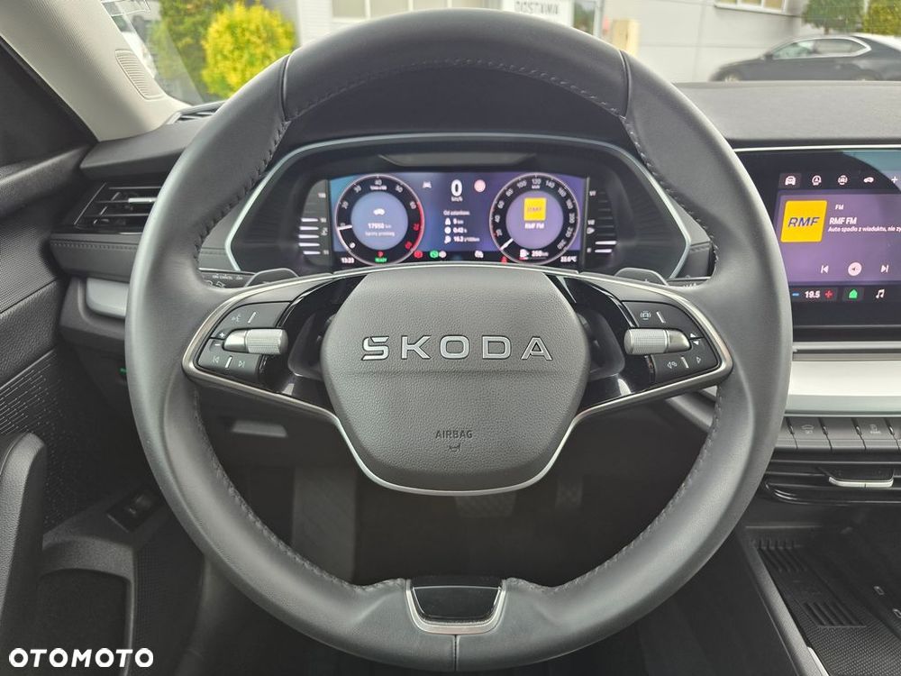 Skoda Octavia 1.5 TSI mHEV Selection DSG - 22