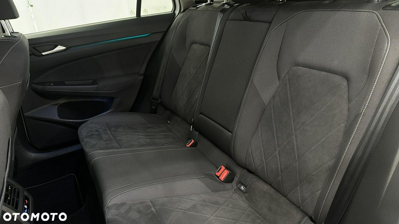 Volkswagen Golf - 13