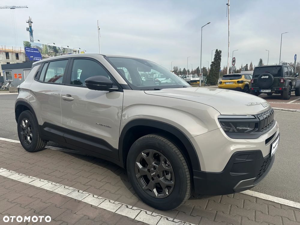 Jeep Avenger 1.2 T3 mHEV Longitude FWD eDCT6 - 7