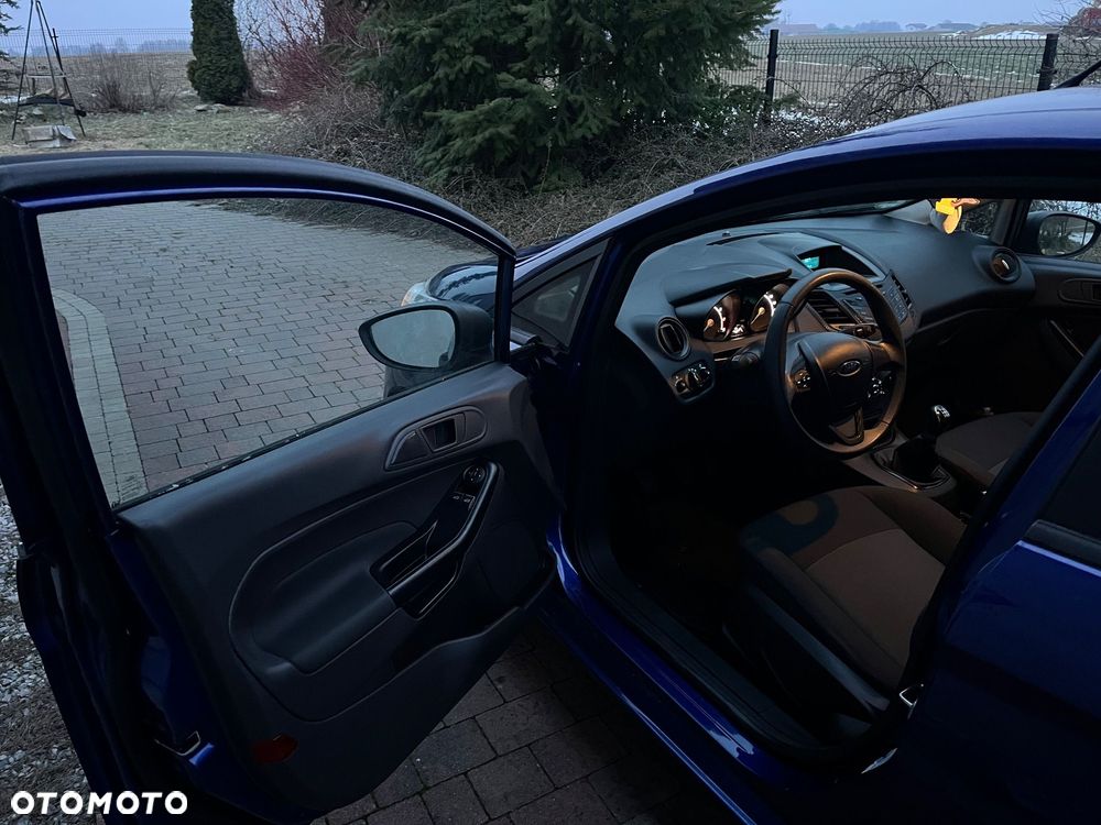 Ford Fiesta - 9