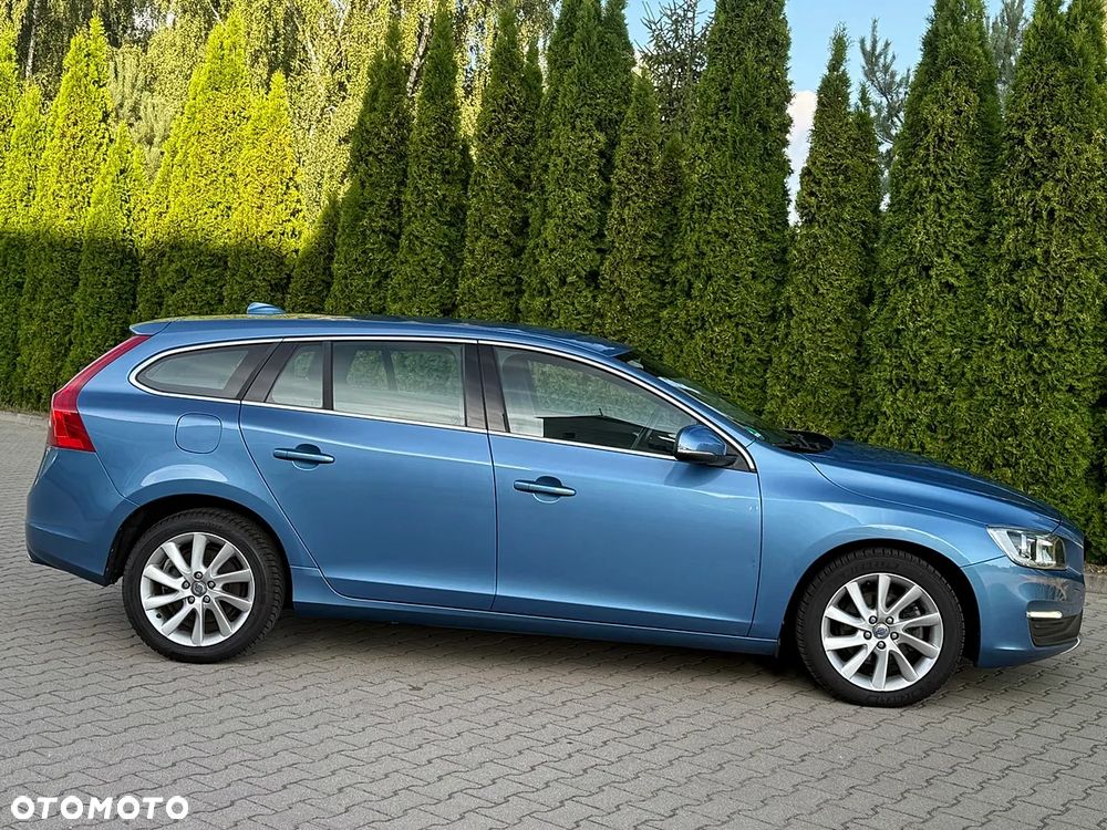 Volvo V60 D4 Ocean Race - 12