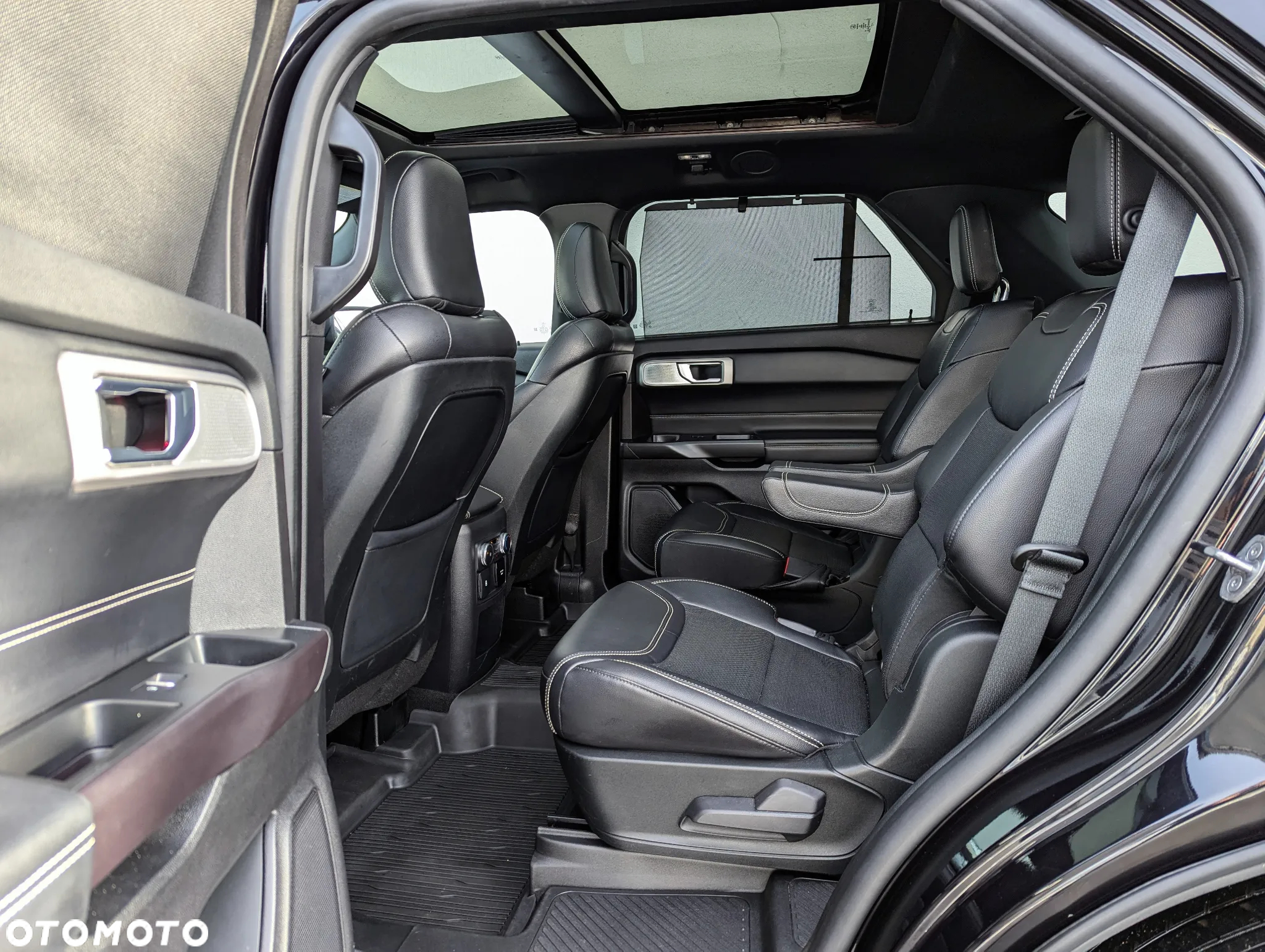 Ford Explorer EcoBoost Plug-in Hybrid ST-LINE - 8