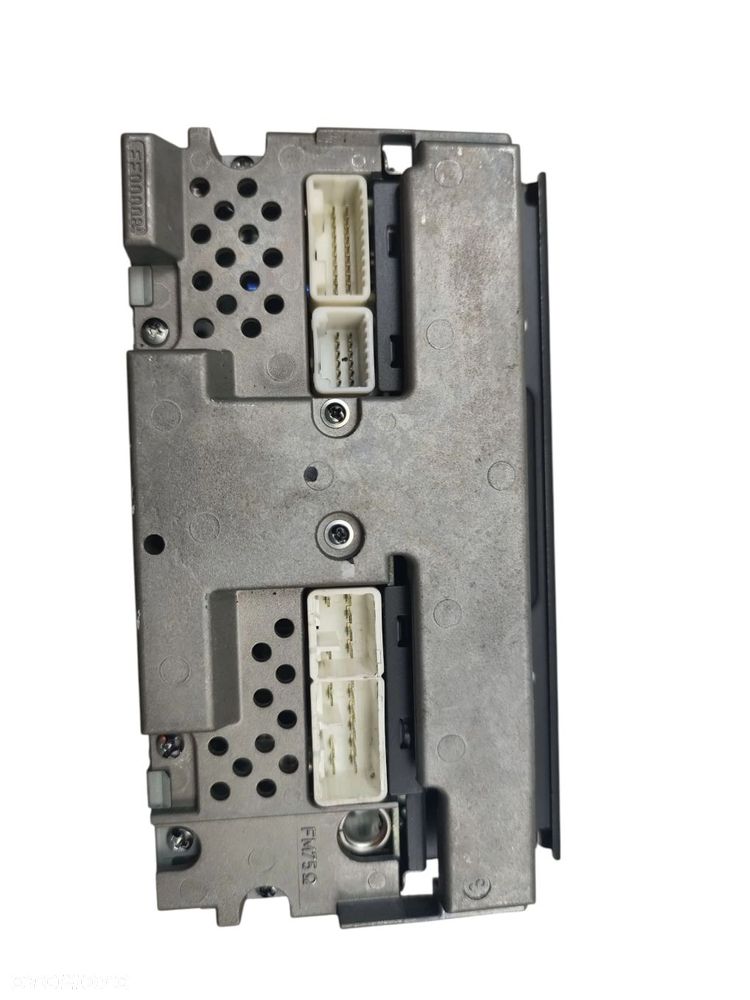 RADIO TOYOTA AVENSIS T25 (2003-2006) 1.6 16V 110KM 86120-05071 - 2