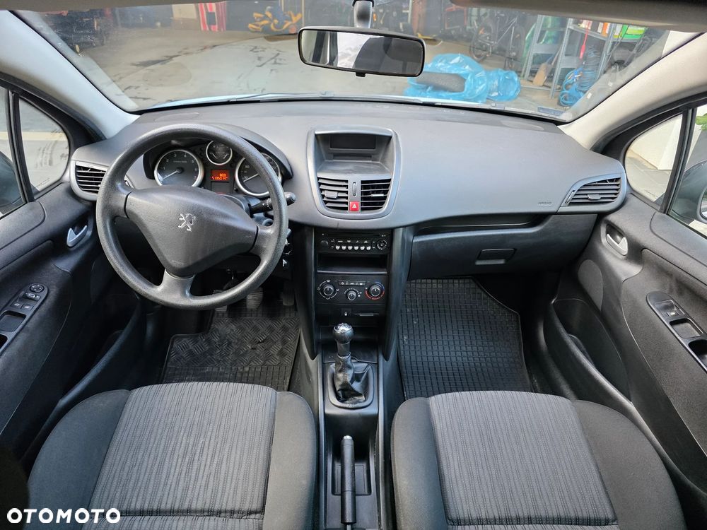 Peugeot 207 1.4 Trendy - 4