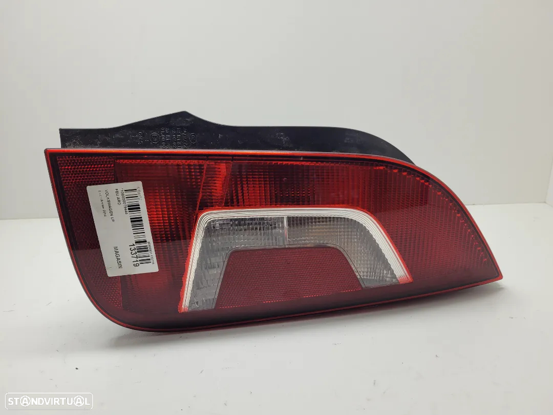 Farolim direito Volkswagem UP REF: 1S0945096G (2011-17) - 2
