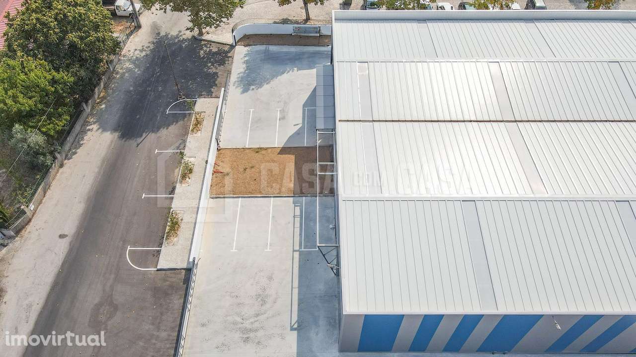 Armazém B Zona Industrial Santiago - Grande imagem: 4/12