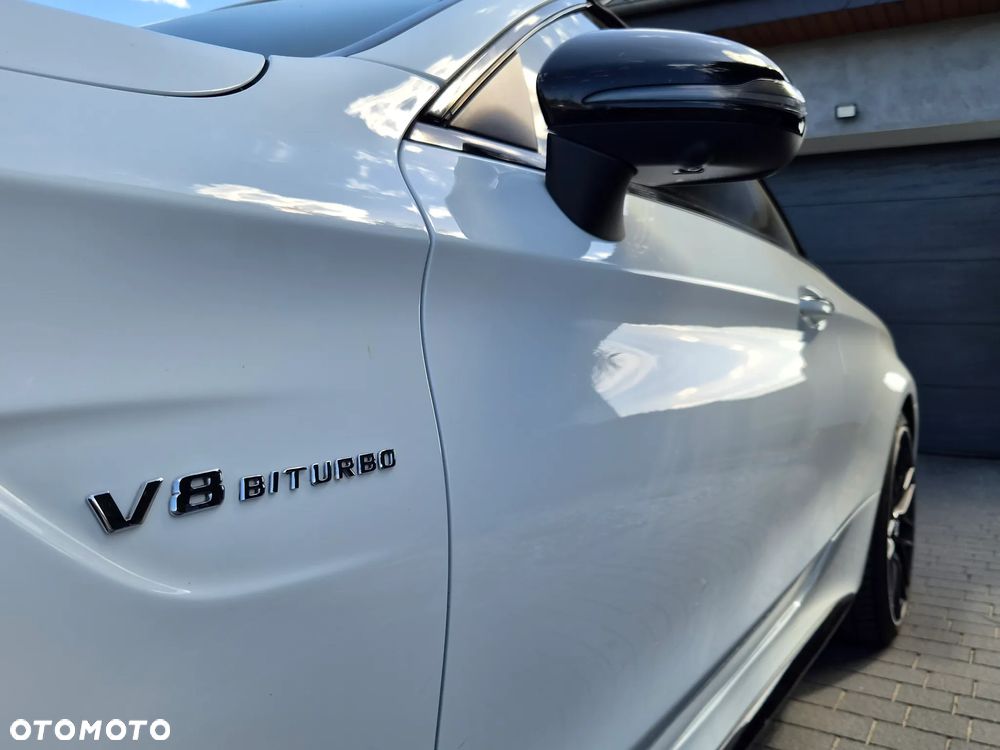 Mercedes-Benz Klasa C AMG 63 S AMG Speedshift 7G-MCT - 14