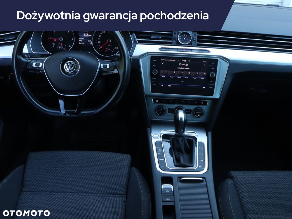 Volkswagen Passat Variant - 9
