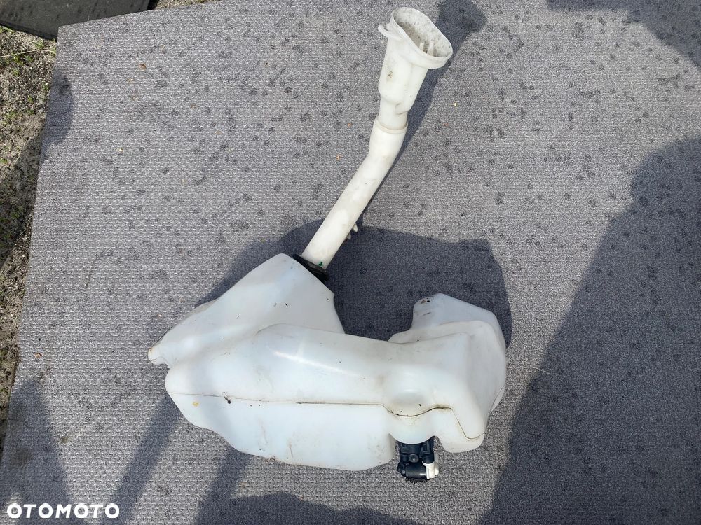 ZBIORNIK SPRYSKIWACZY RENAULT LAGUNA III 3 289100001N