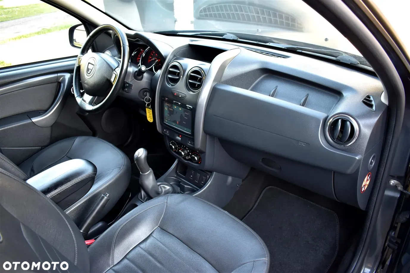 Dacia Duster 1.6 SCe Laureate S&S - 22