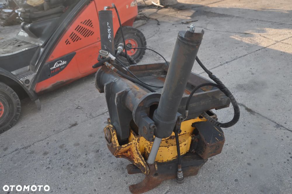 Głowica Rototilt Engcon EC20 - 1