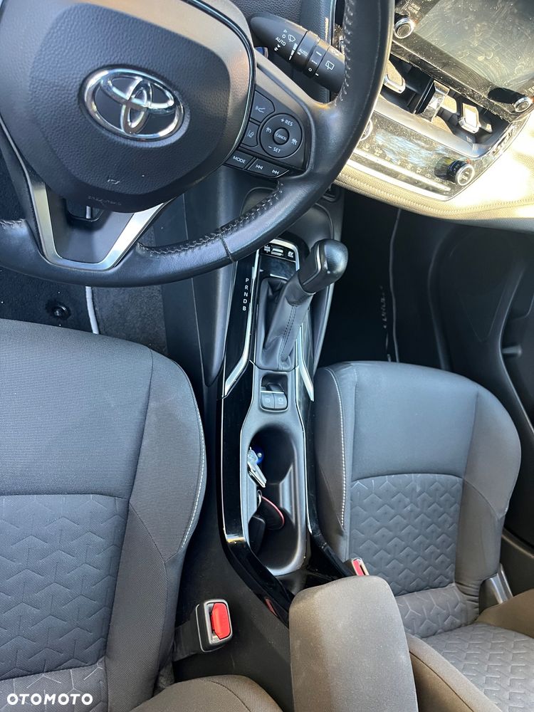 Toyota Corolla - 16