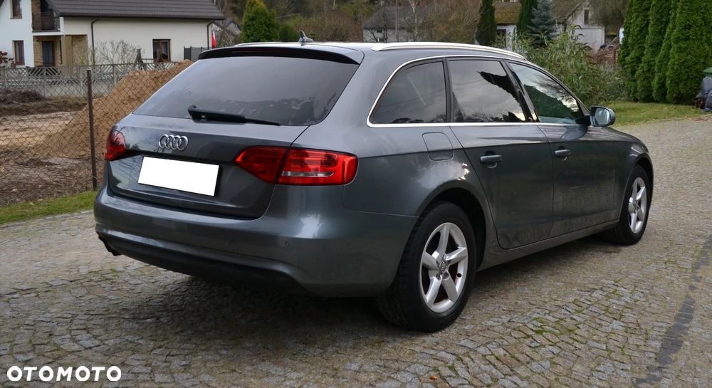 Audi A4 Avant - 5