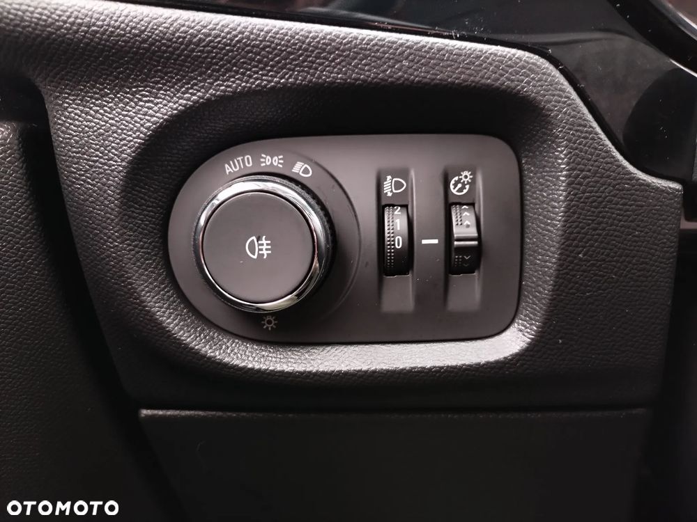 Opel Corsa 1.2 Edition Business Pack S&S - 10