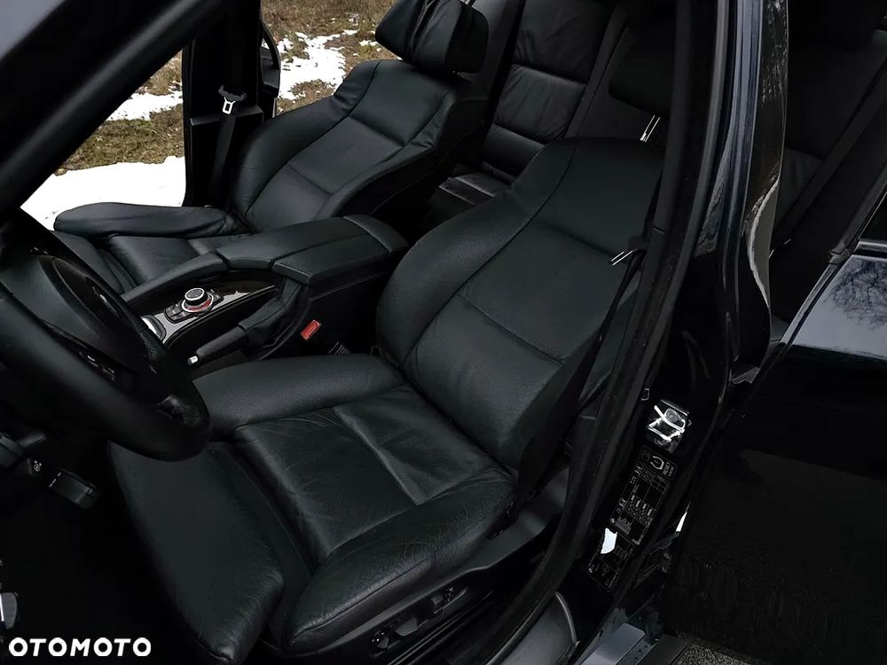 BMW Seria 5 530d Sport-Aut Edition Sport - 40