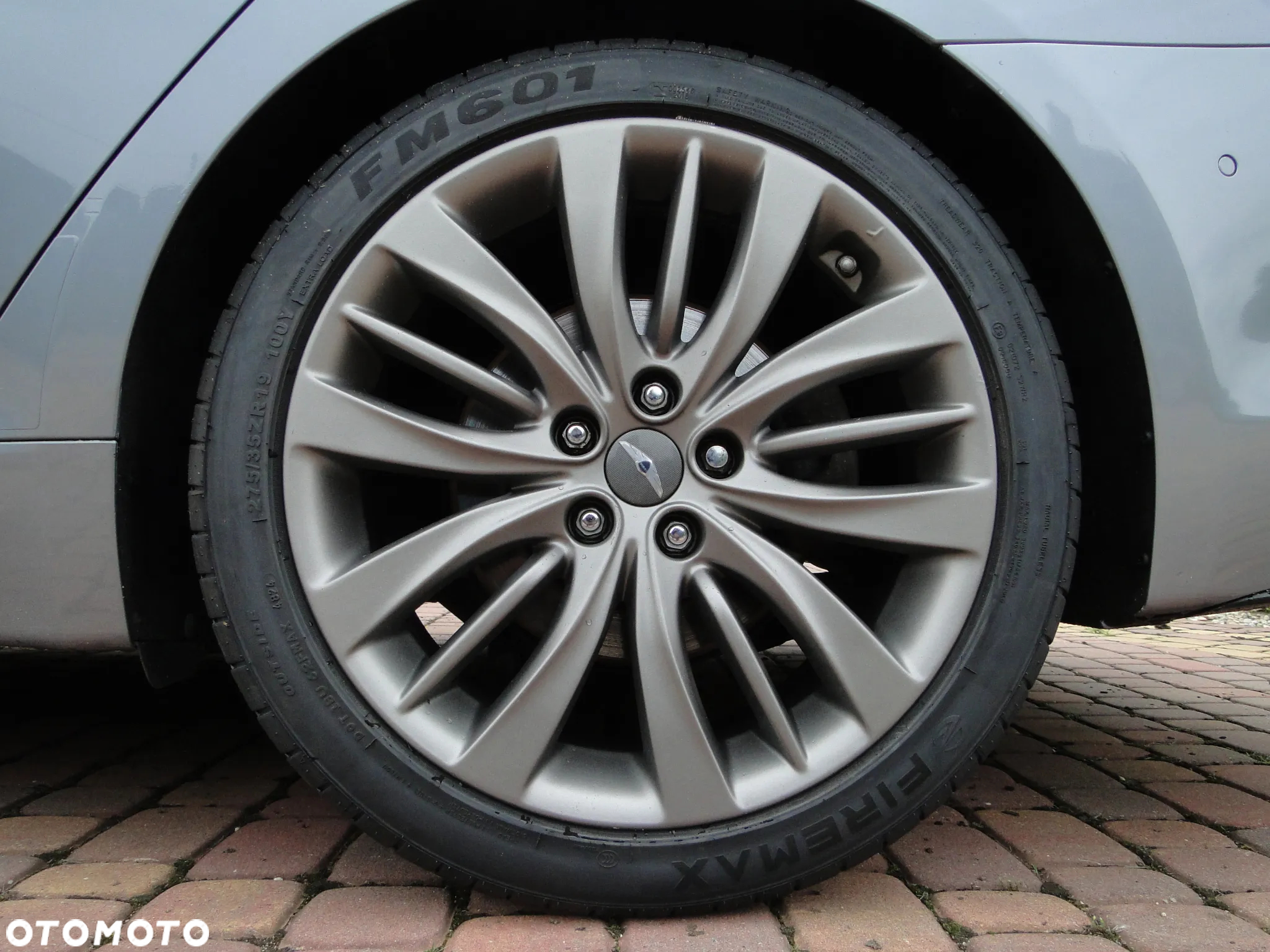 Hyundai Genesis 3.8 V6 GDI - 29