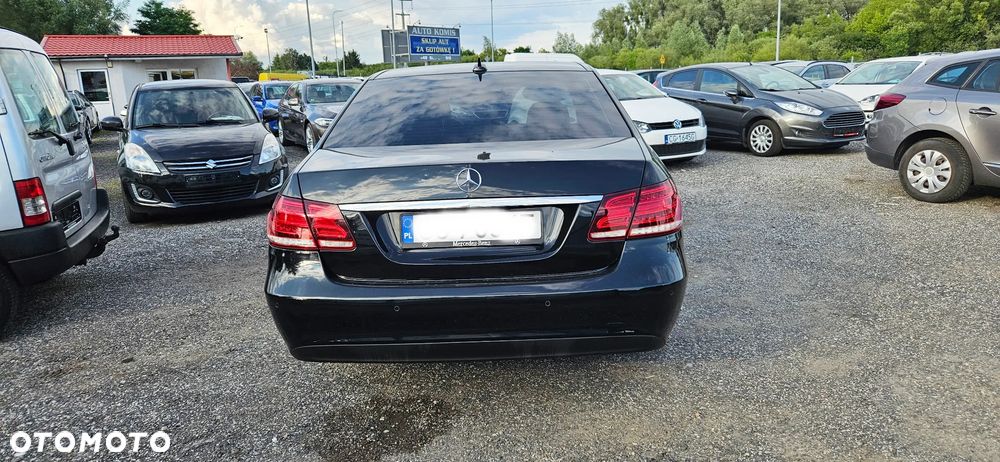 Mercedes-Benz Klasa E 200 CDI 7G-TRONIC Elegance - 4