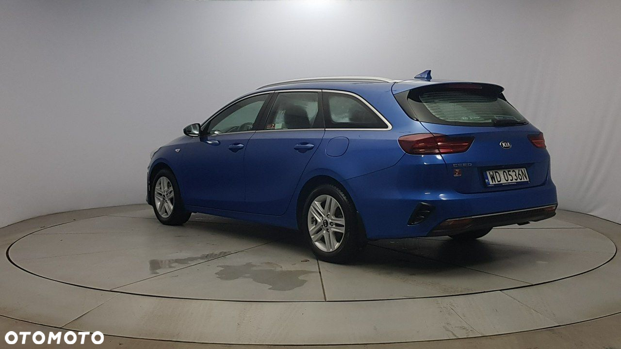 Kia Ceed - 5