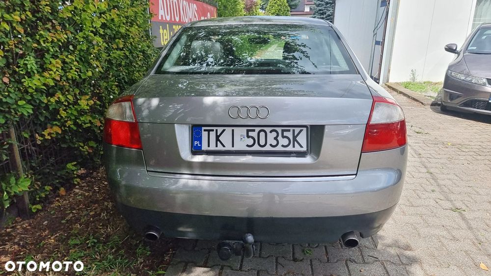 Audi A4 Limousine - 18