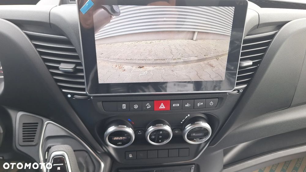 Iveco Daily 50C18HA8Z kontener z windą 1000 kg - 5