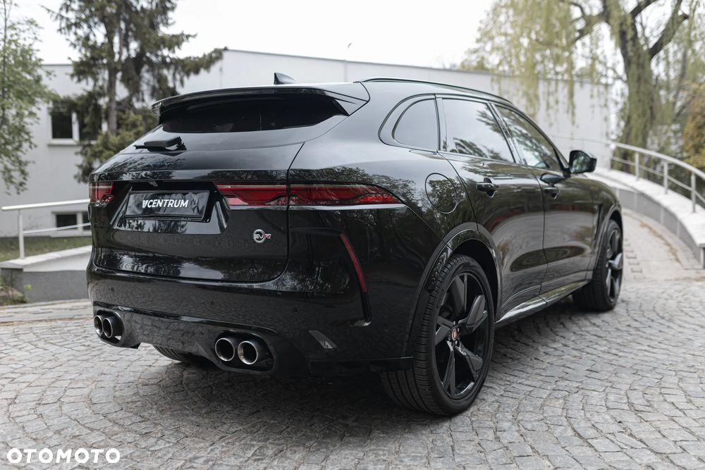 Jaguar F-Pace 5.0 V8 S/C AWD SVR - 13