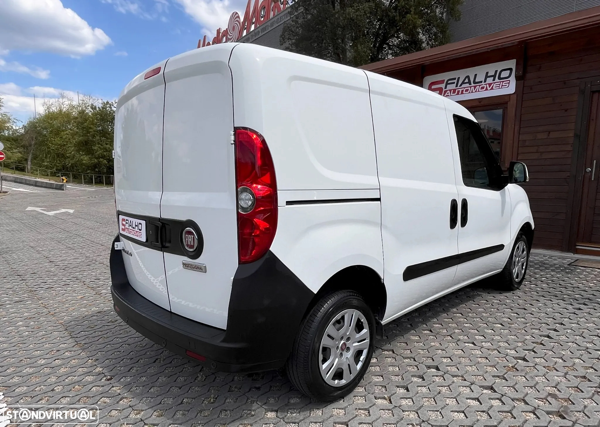 Fiat Doblò 1.3 Multijet Easy 3 Lugares - 9