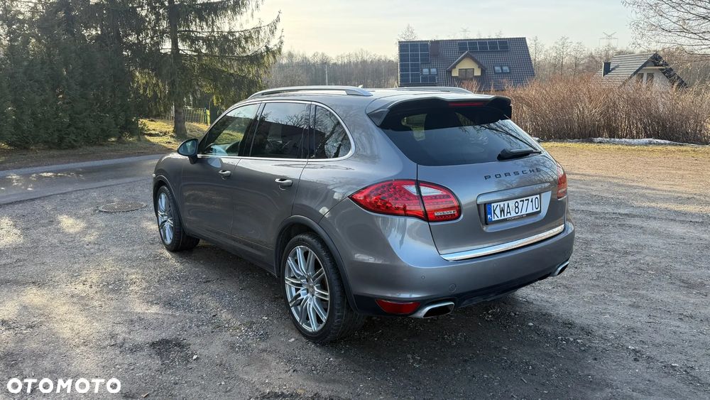 Porsche Cayenne - 10