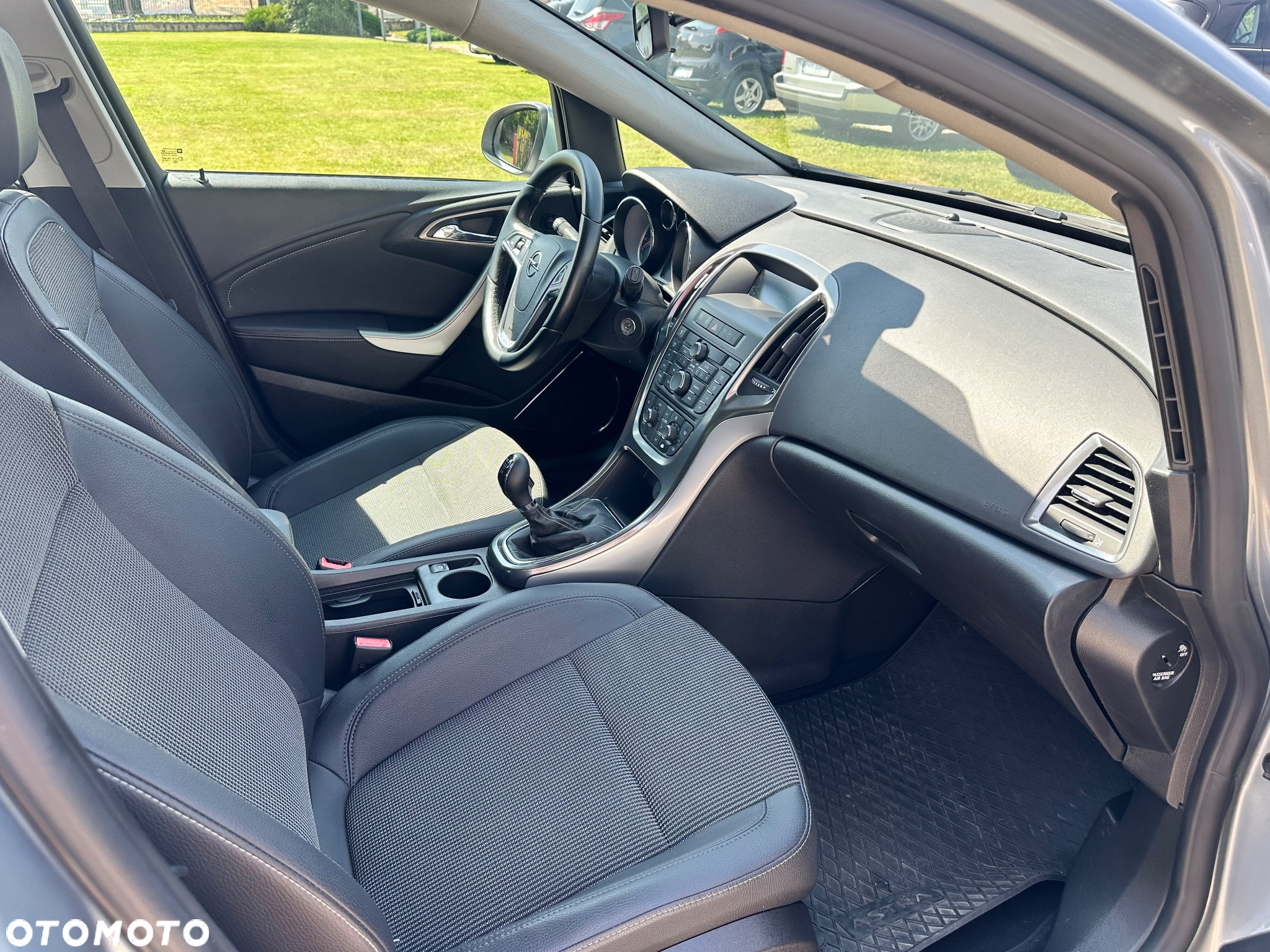 Opel Astra 1.6 Cosmo - 31