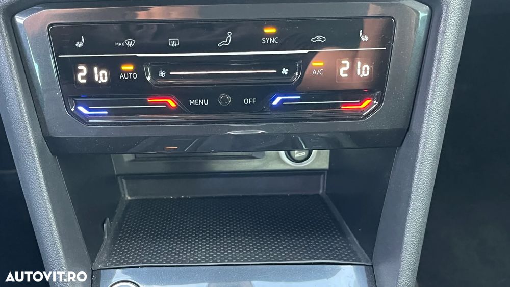 Volkswagen Tiguan 2.0 TDI 4Mot DSG Elegance - 24
