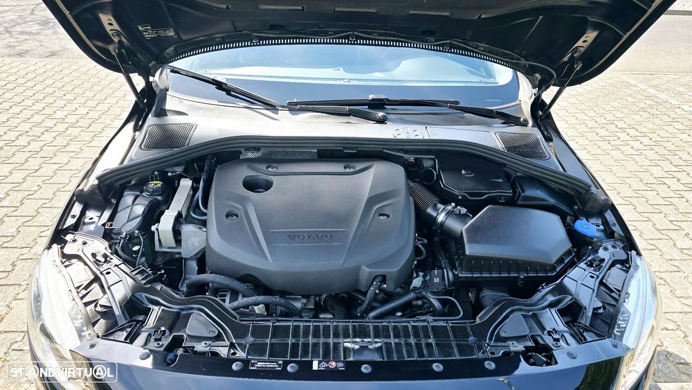 Volvo V60 2.0 D3 Summum - 28