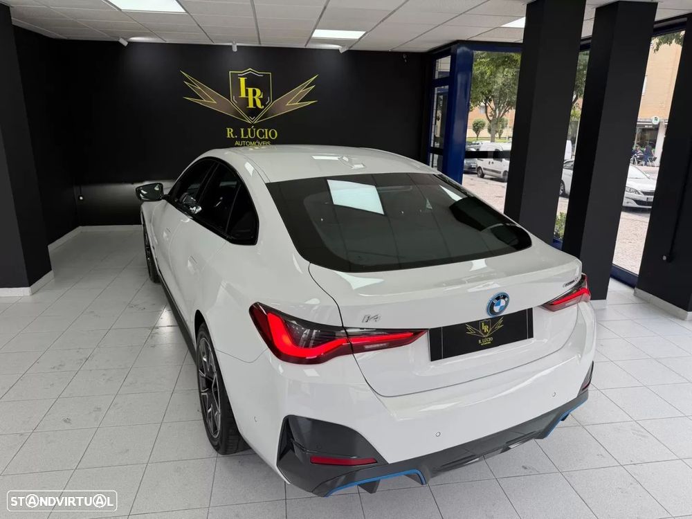 BMW i4 eDrive35 Pack Desportivo M - 36