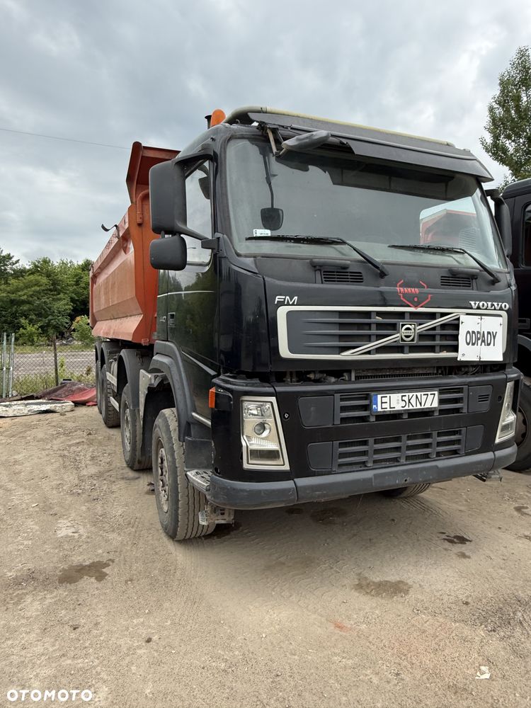Volvo 8x6 - 4